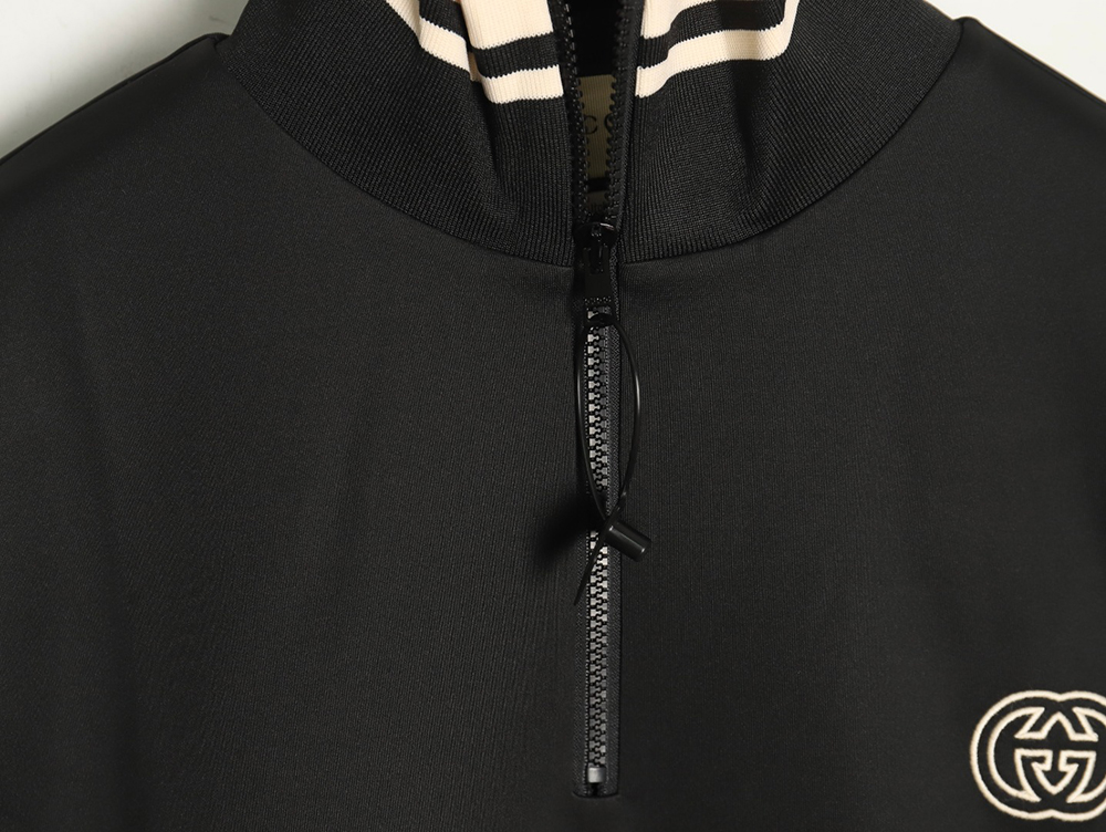 Gucci interlocking double G half zip jacket