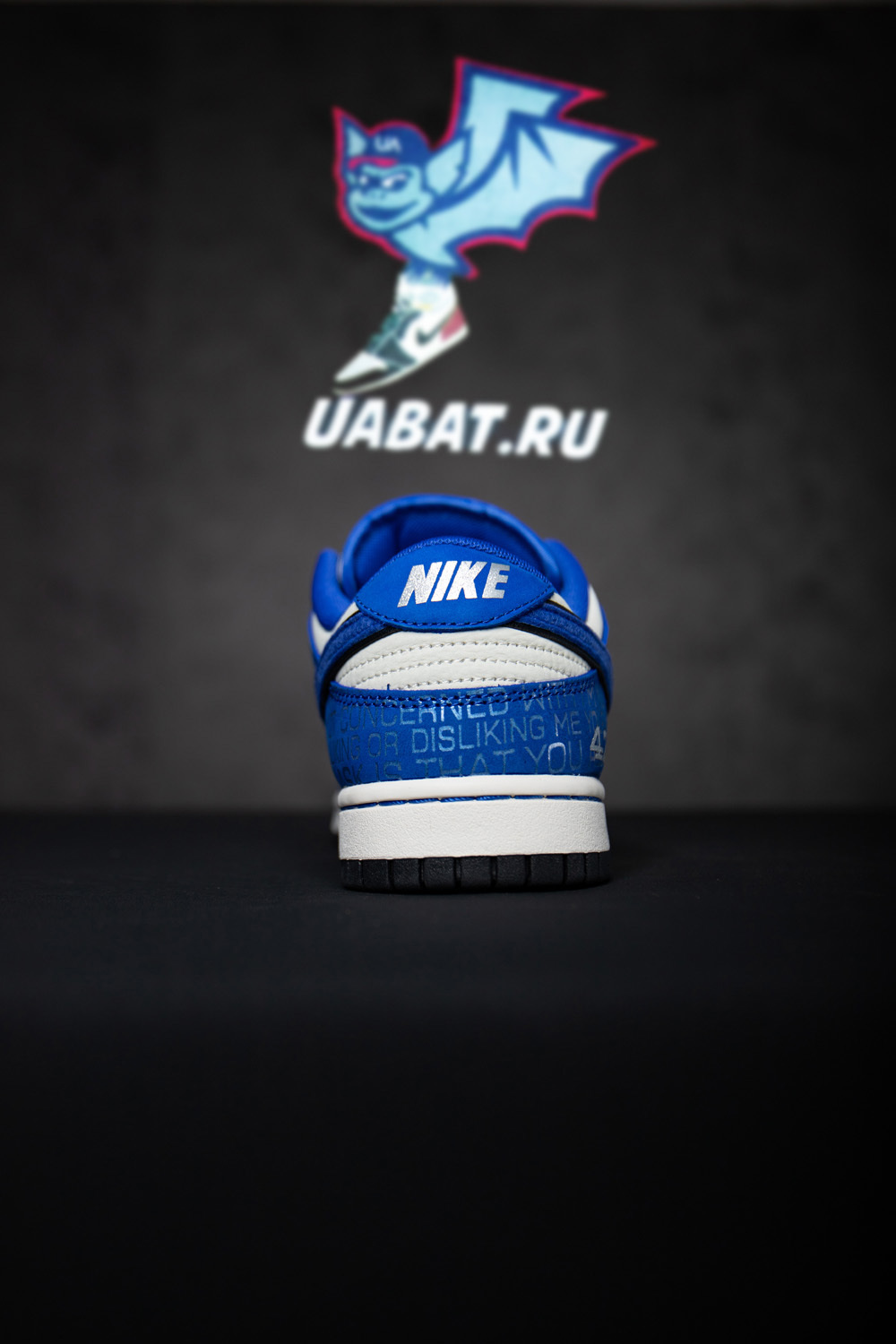 DUNK LOW 