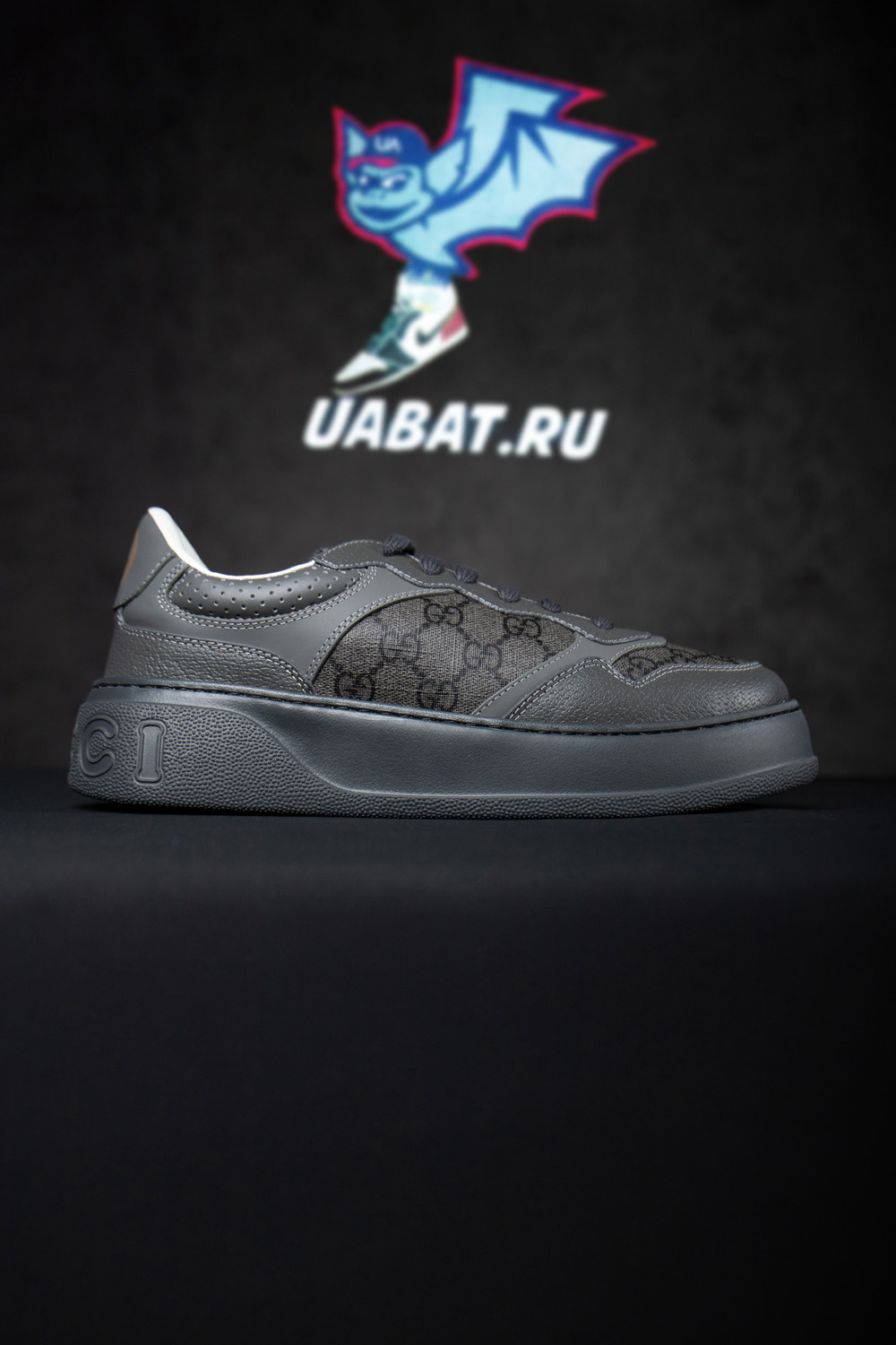 Gucci Lace Up Sneaker 
