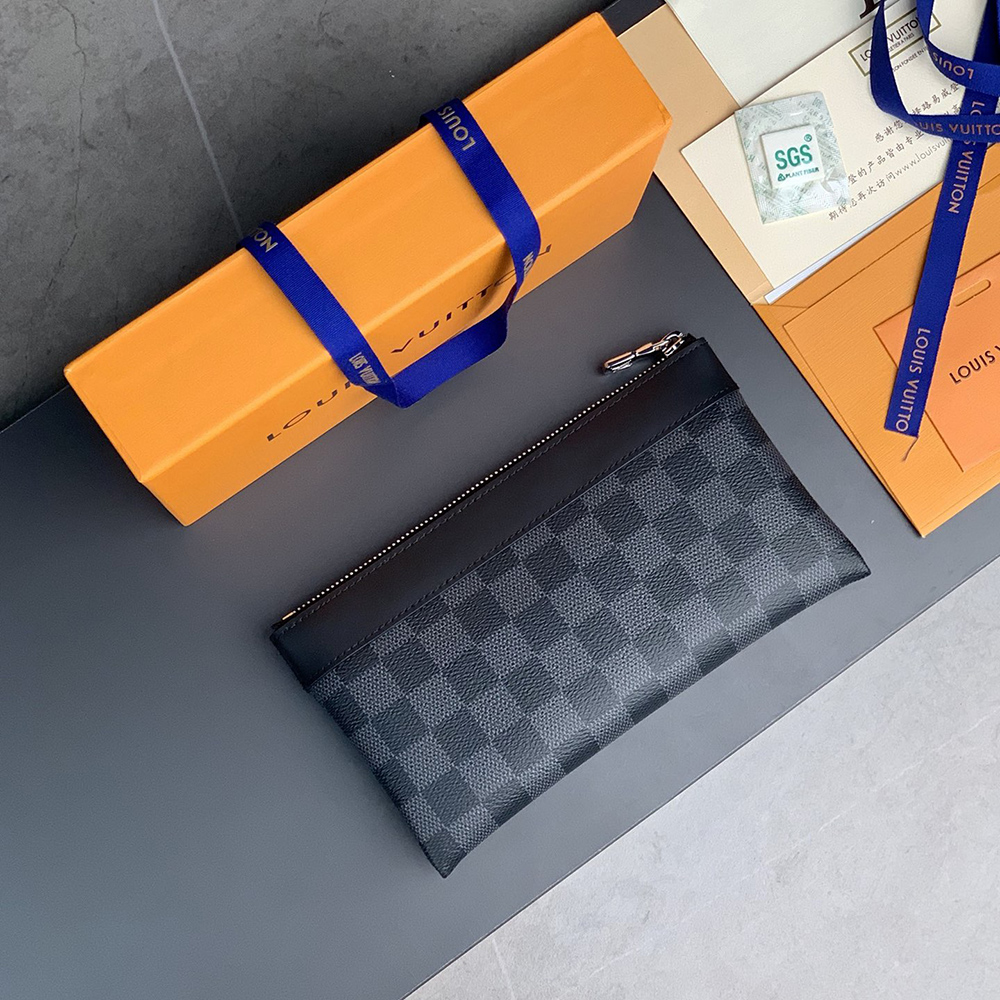 Louis Vuitton Bags M44323 20*10*1.2cm