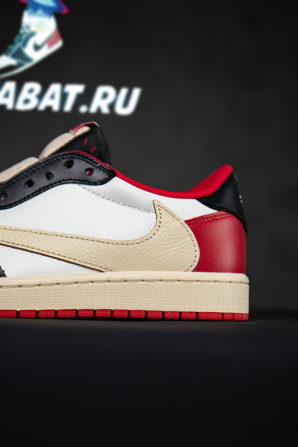 Travis Scott Air Jordan 1 Low Black Red