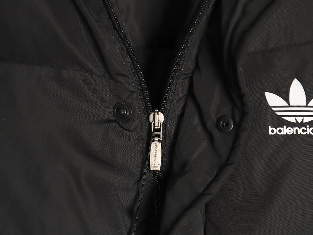 Balenciaga & Adidas Clover three-stripe century joint bread suit
