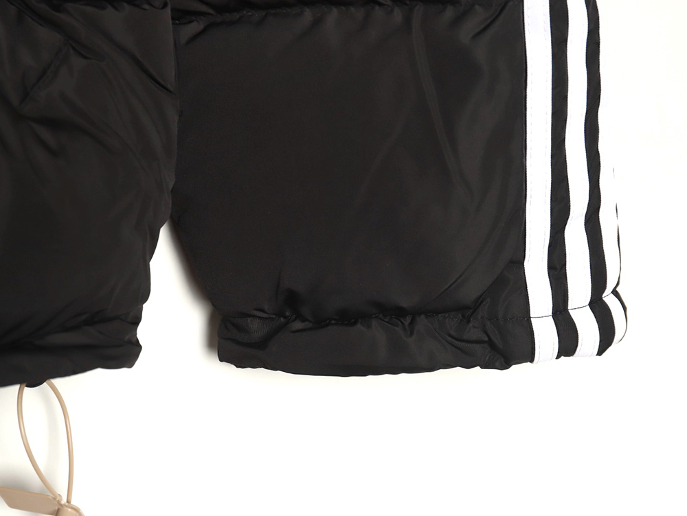 Balenciaga & Adidas Clover three-stripe century joint bread suit