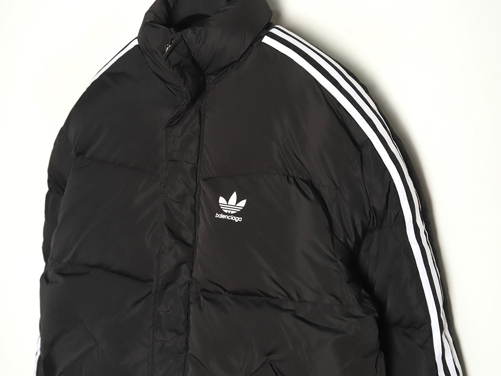 Balenciaga & Adidas Clover three-stripe century joint bread suit
