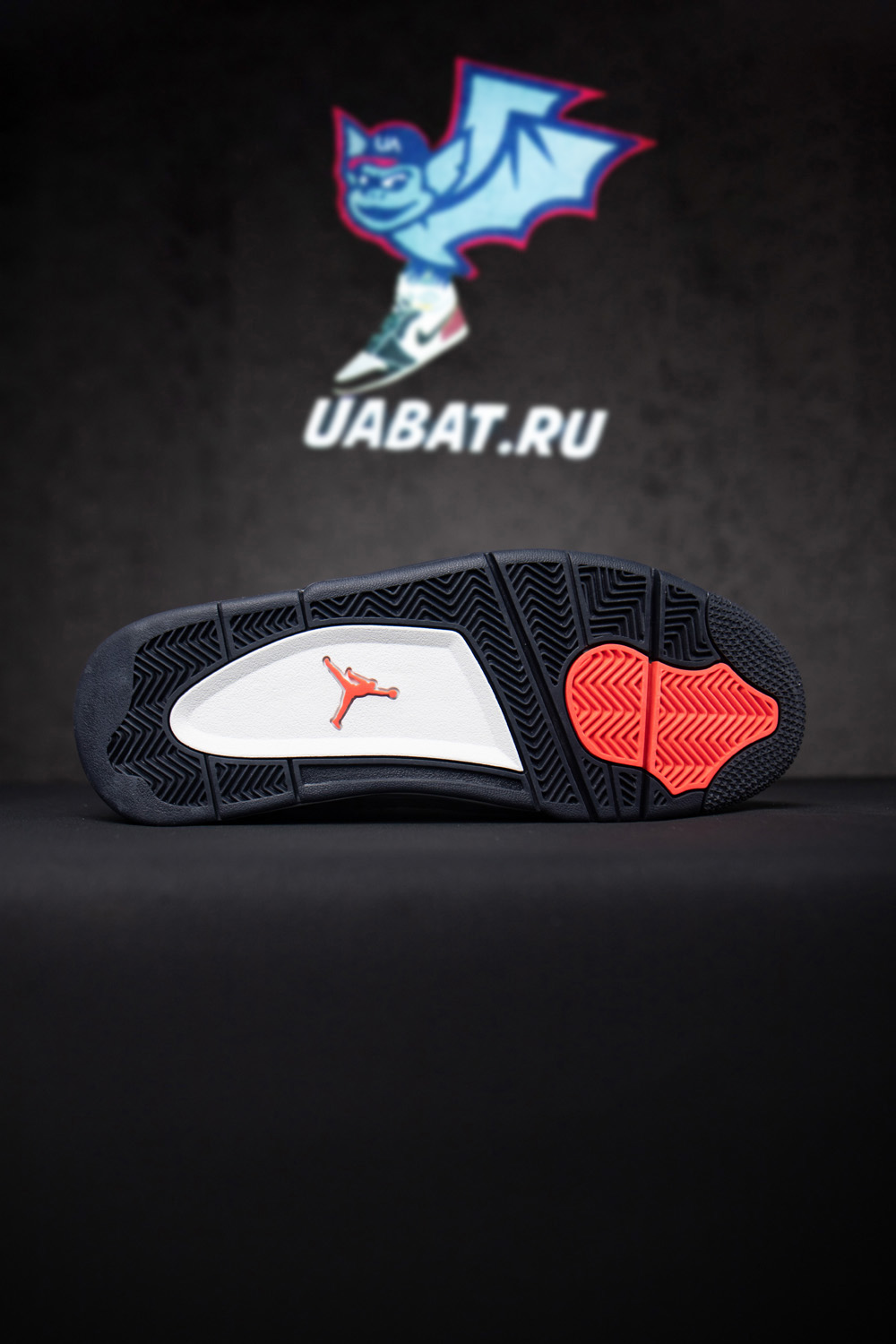 AIR JORDAN 4 RETRO 