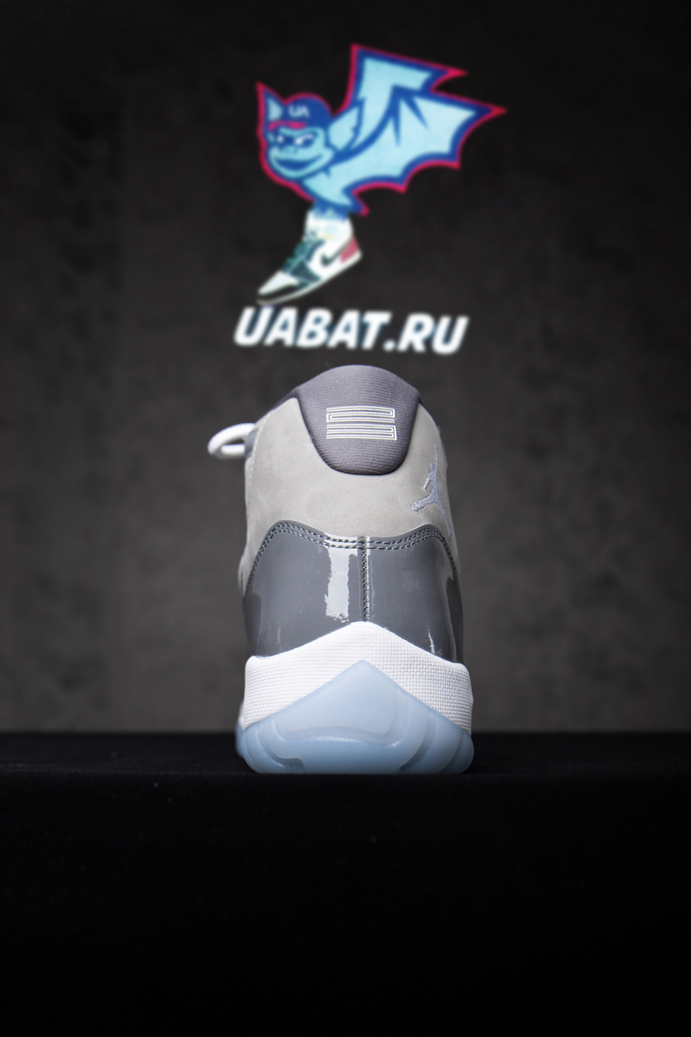 AIR JORDAN 11 RETRO 