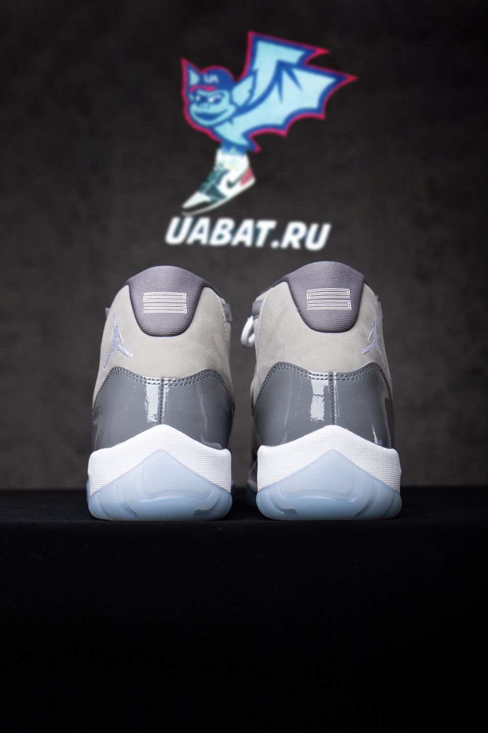 AIR JORDAN 11 RETRO 