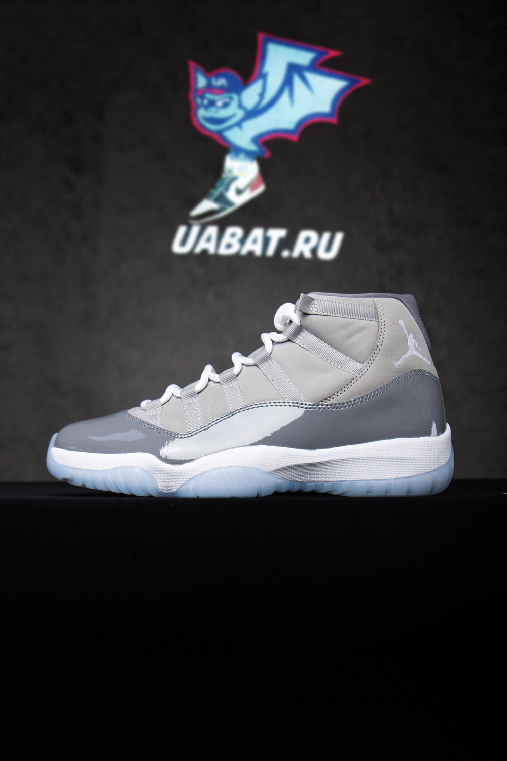 AIR JORDAN 11 RETRO 
