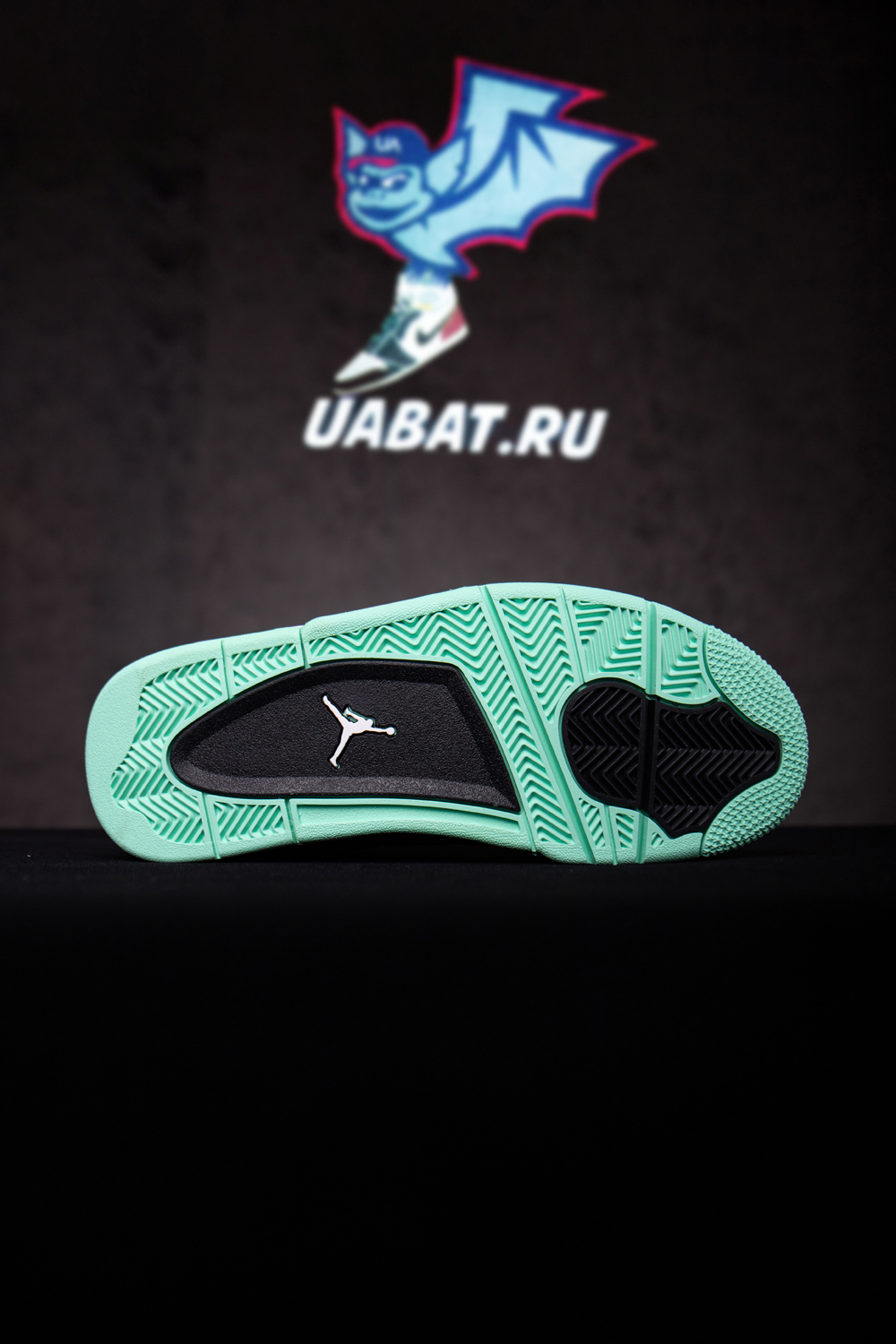 AIR JORDAN 4 RETRO 