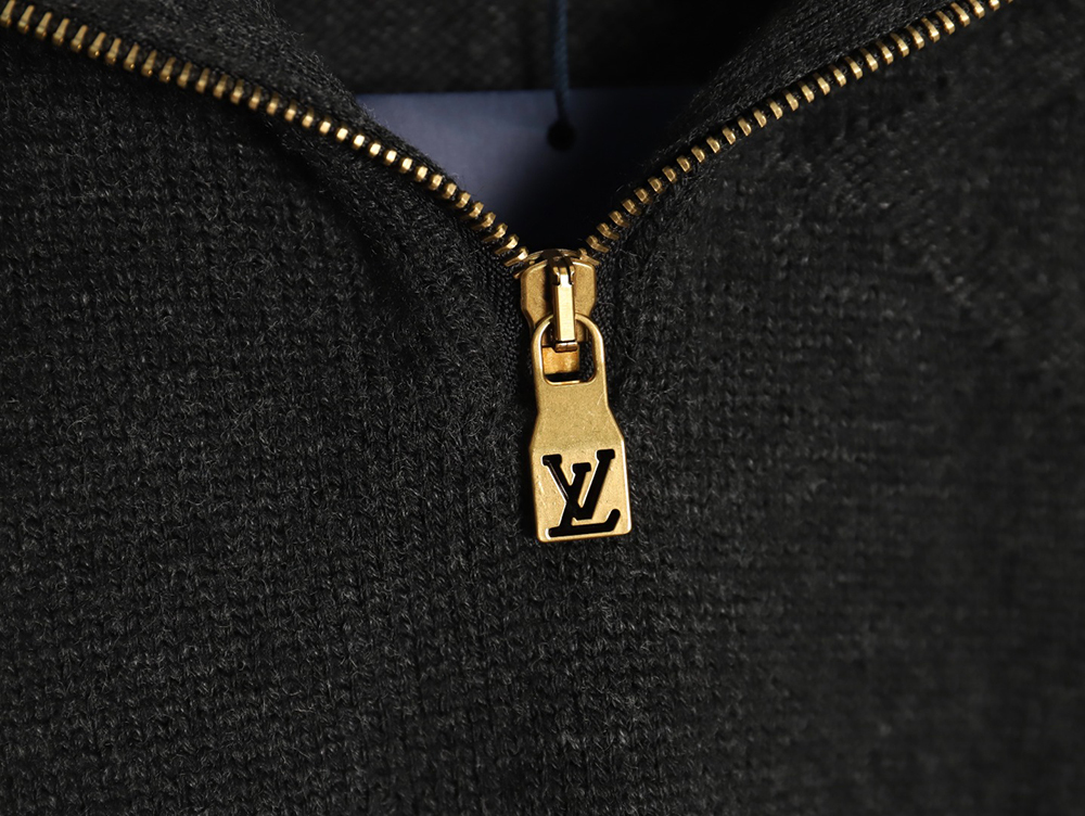 Louis Vuitton dark pattern jacquard half-zip sweater