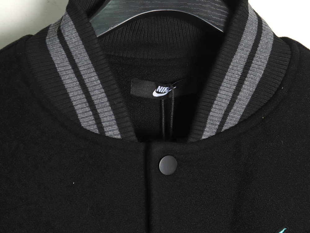 Nike & Tiffany&Co. Joint Embroidered Baseball Jacket