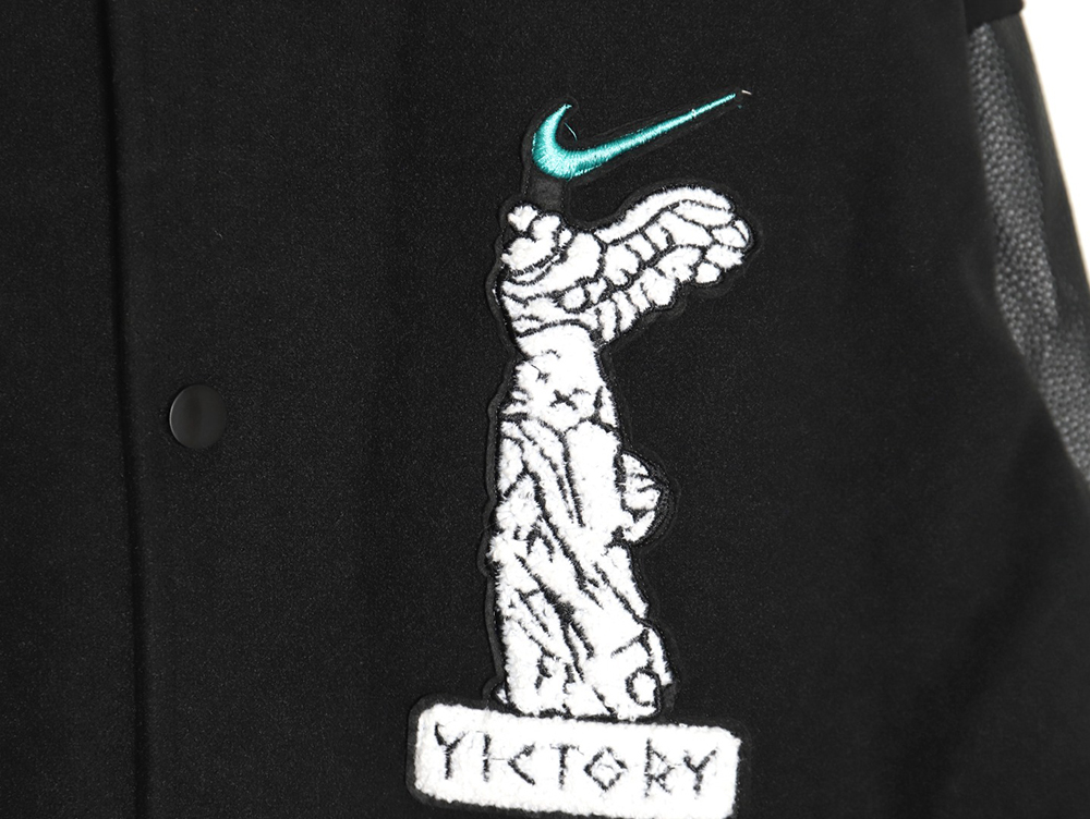 Nike & Tiffany&Co. Joint Embroidered Baseball Jacket