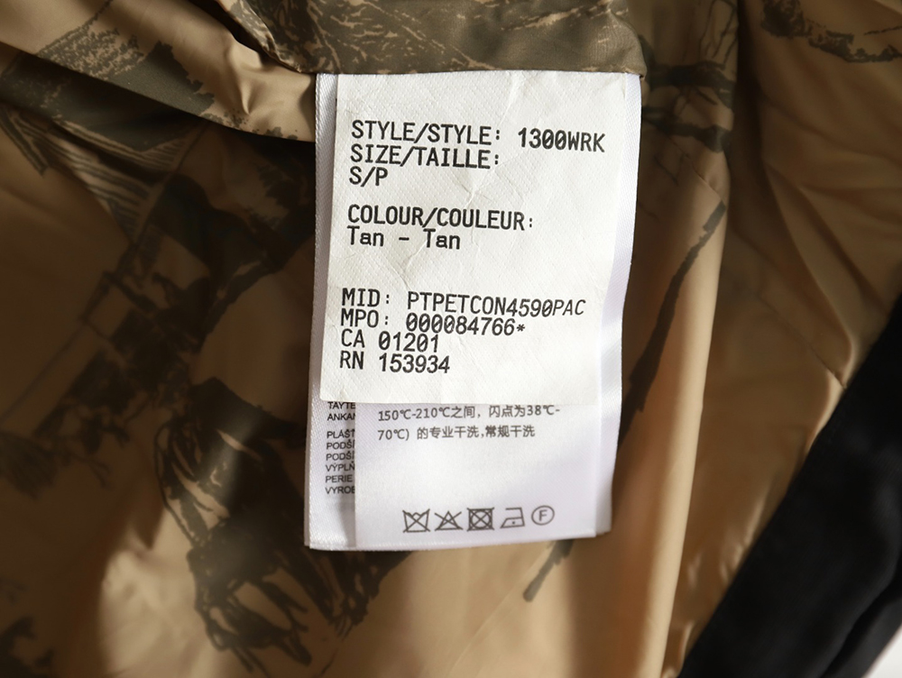 Canada Goose joint strapped short down jacket TSK1