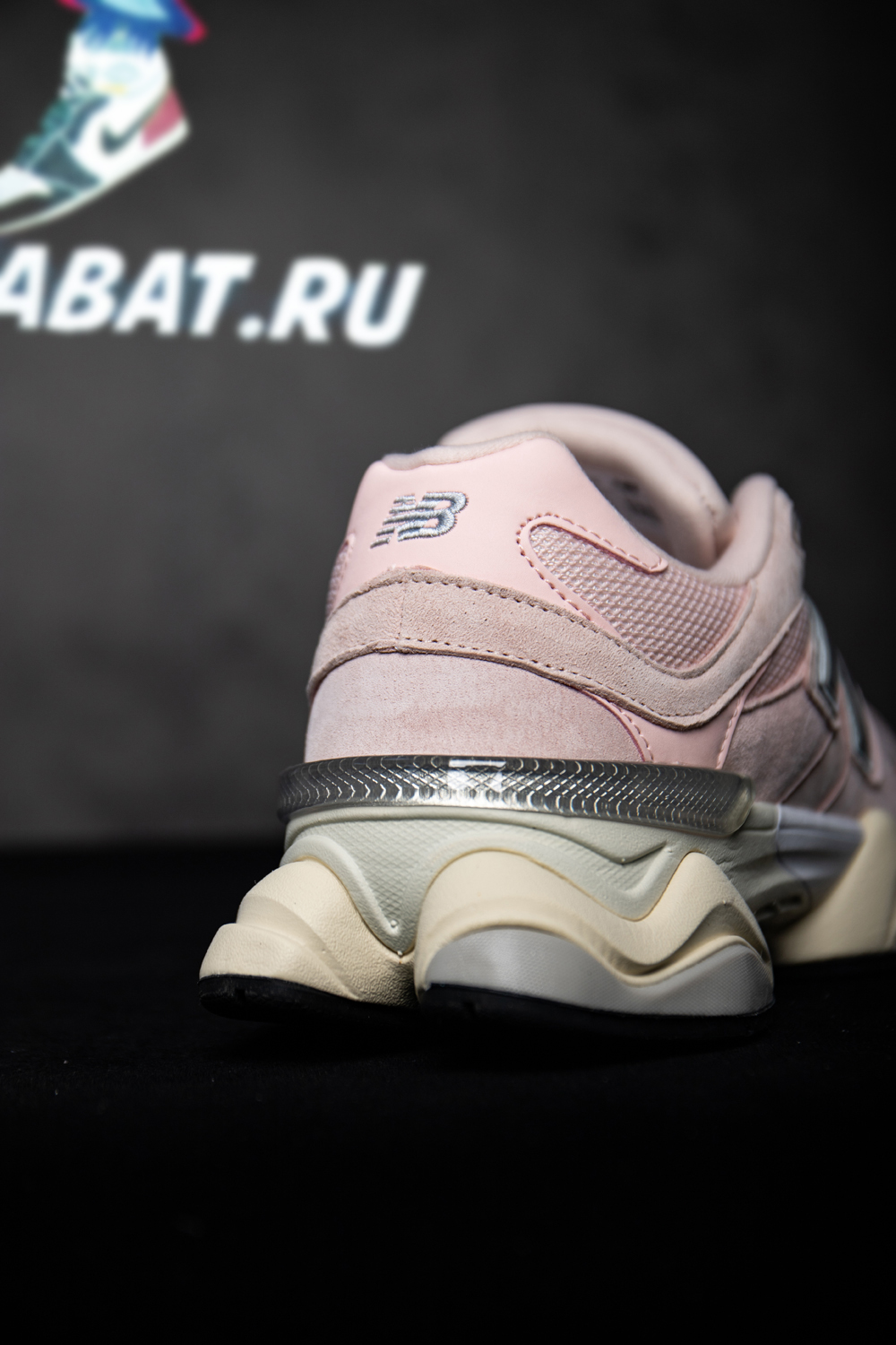 New Balance 9060