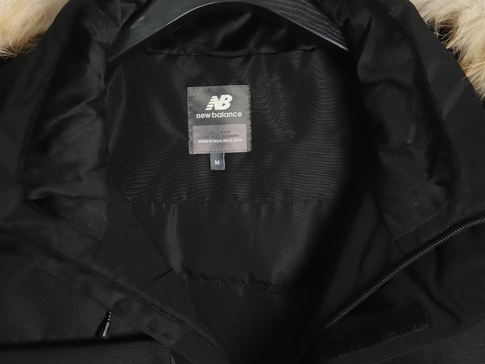 New Balance mid-length four-pocket large fur collar down jacket
