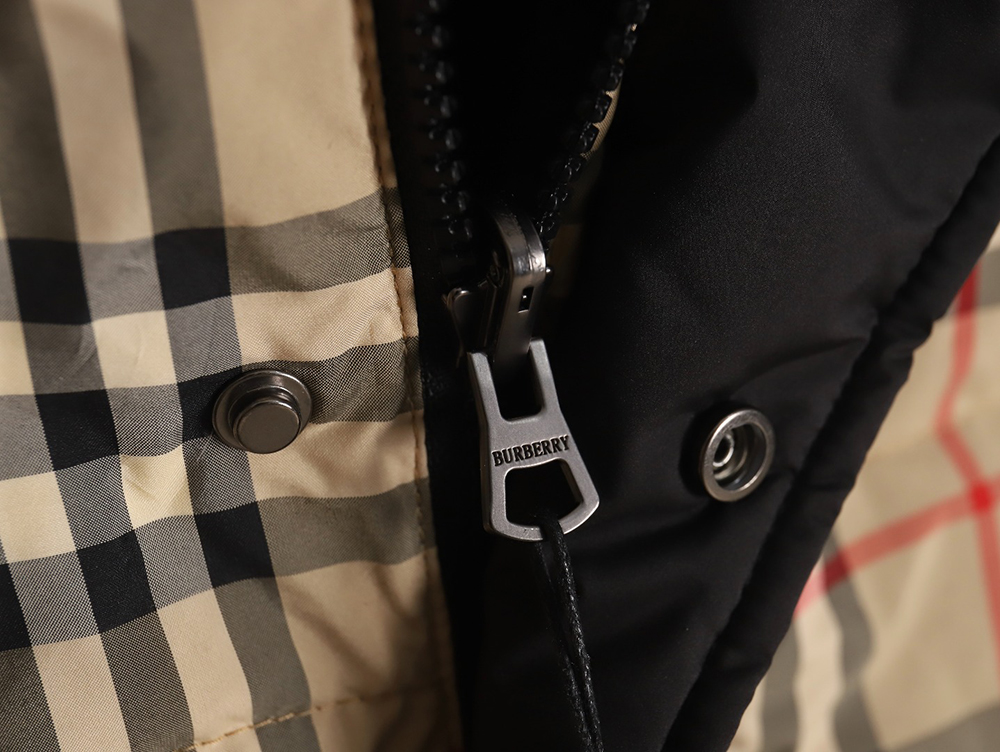 Burberry Check reversible down jacket