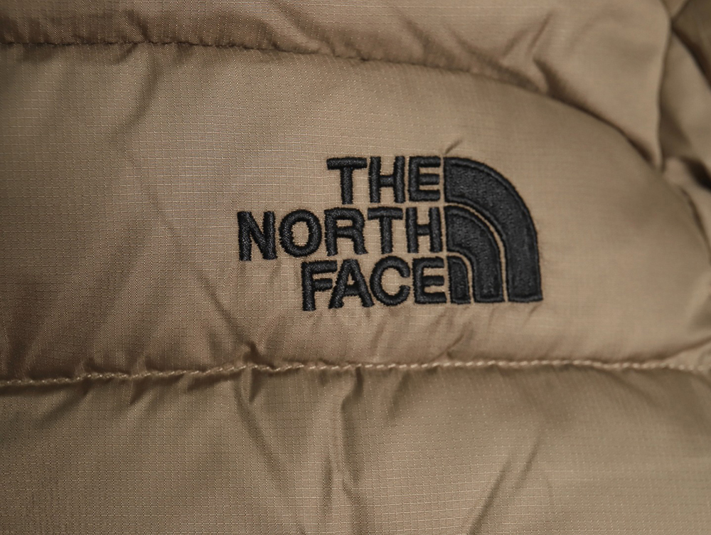 The North Face high-waisted plaid short patchwork down jacket TSK1