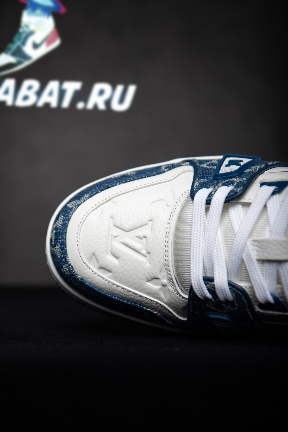 Louis Vuitton Trainer Monogram Denim White Blue
