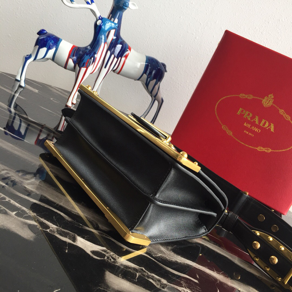 Prada Bags 1BD045 20*14*8.5cm