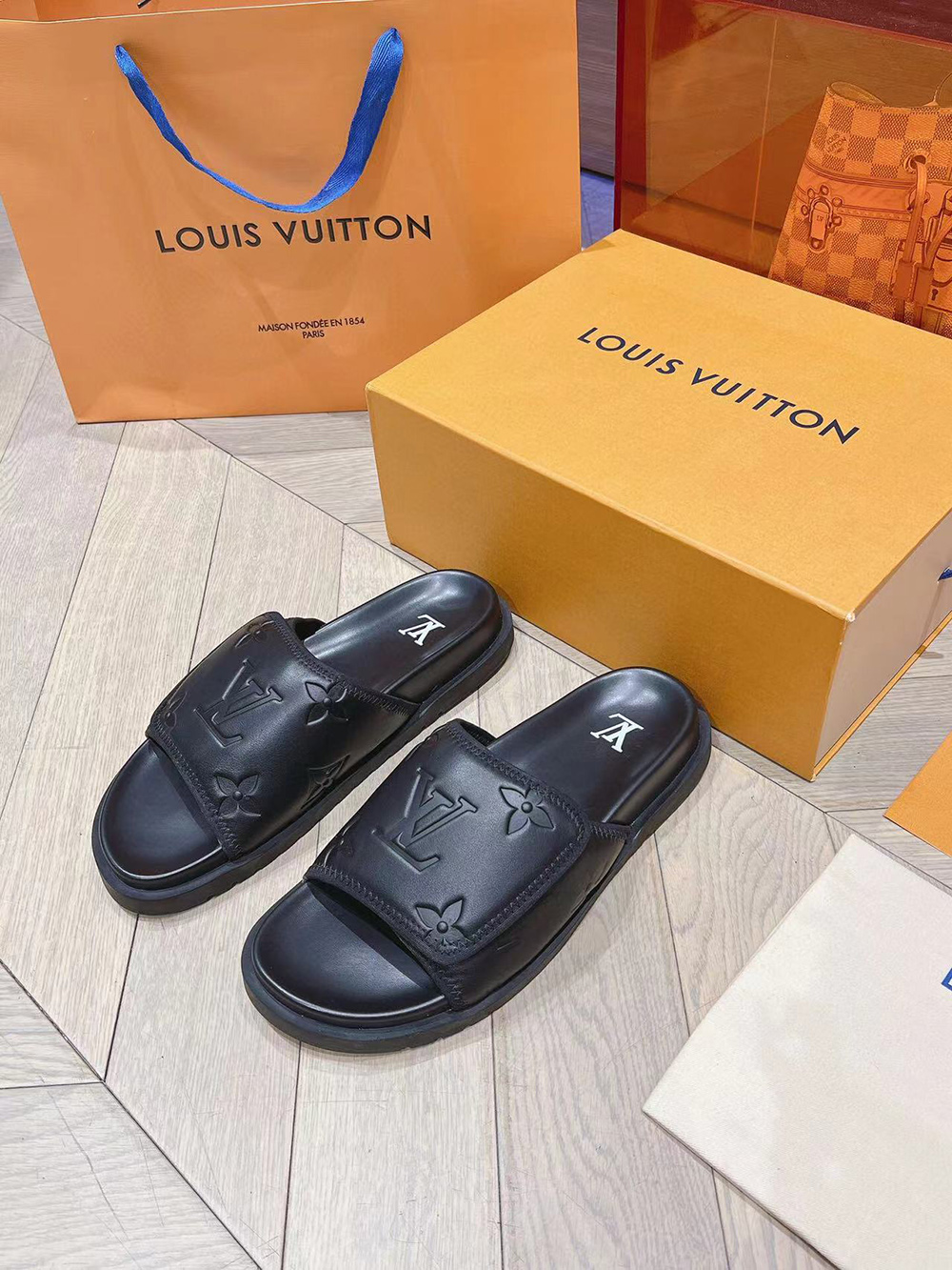 Louis Vuitton Mule Miami Slides 