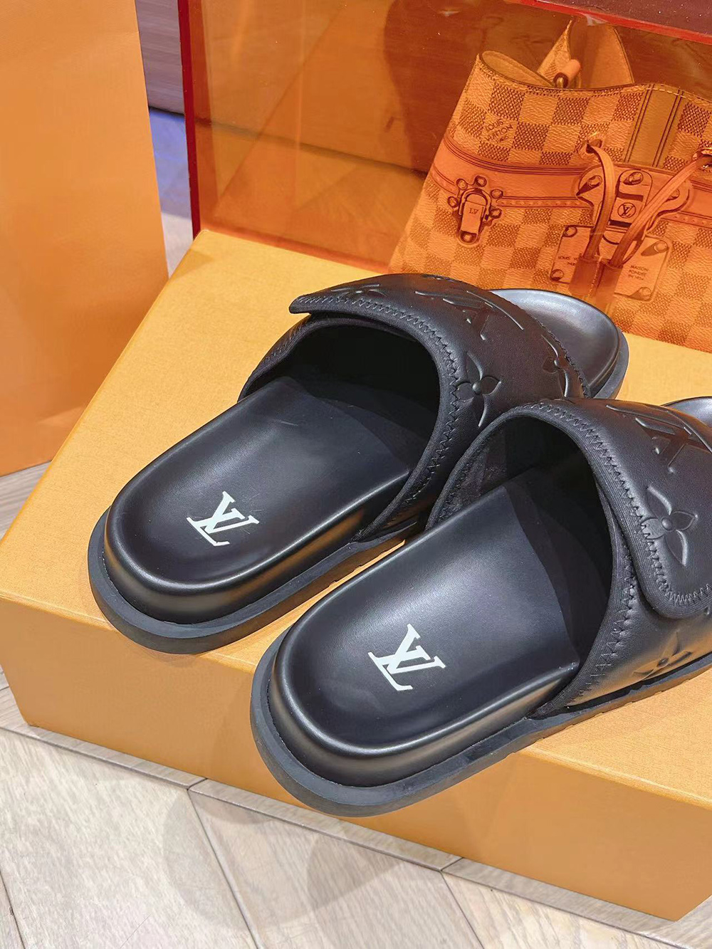 Louis Vuitton Mule Miami Slides 