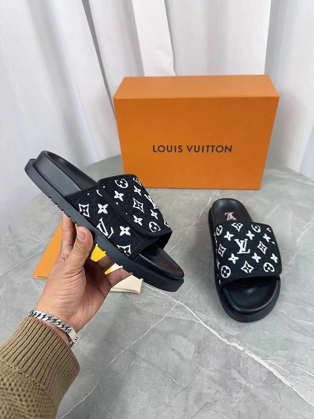 Louis Vuitton Mule Miami Slides
