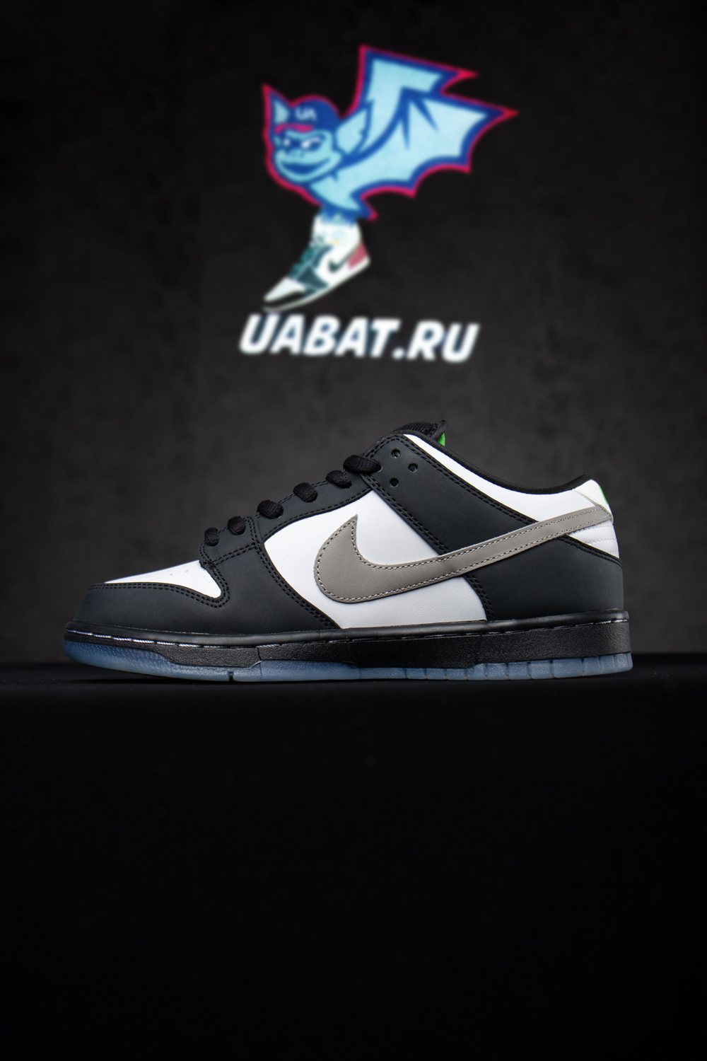 STAPLE X NIKE SB DUNK LOW "PANDA PIGEON"