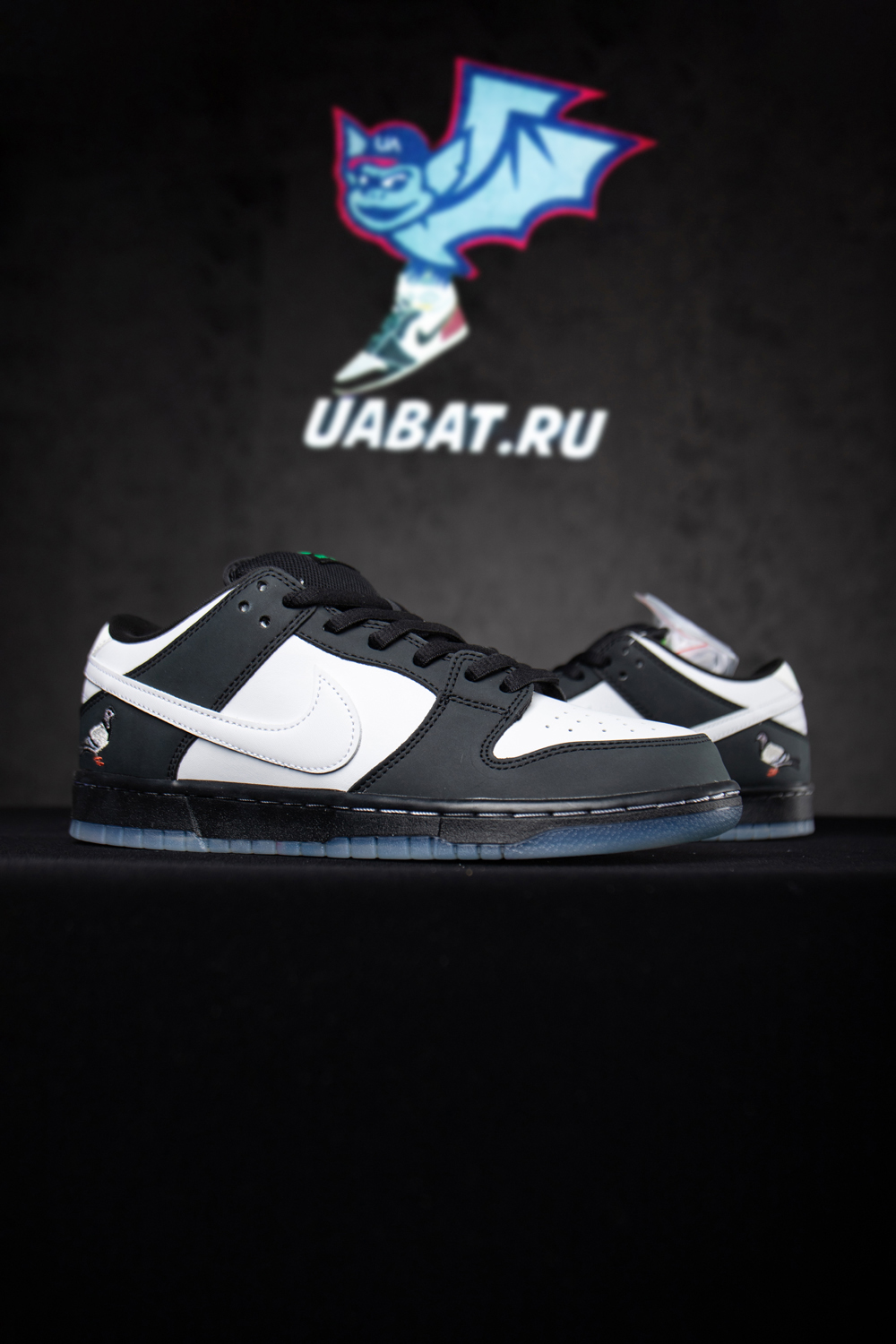 STAPLE X NIKE SB DUNK LOW 