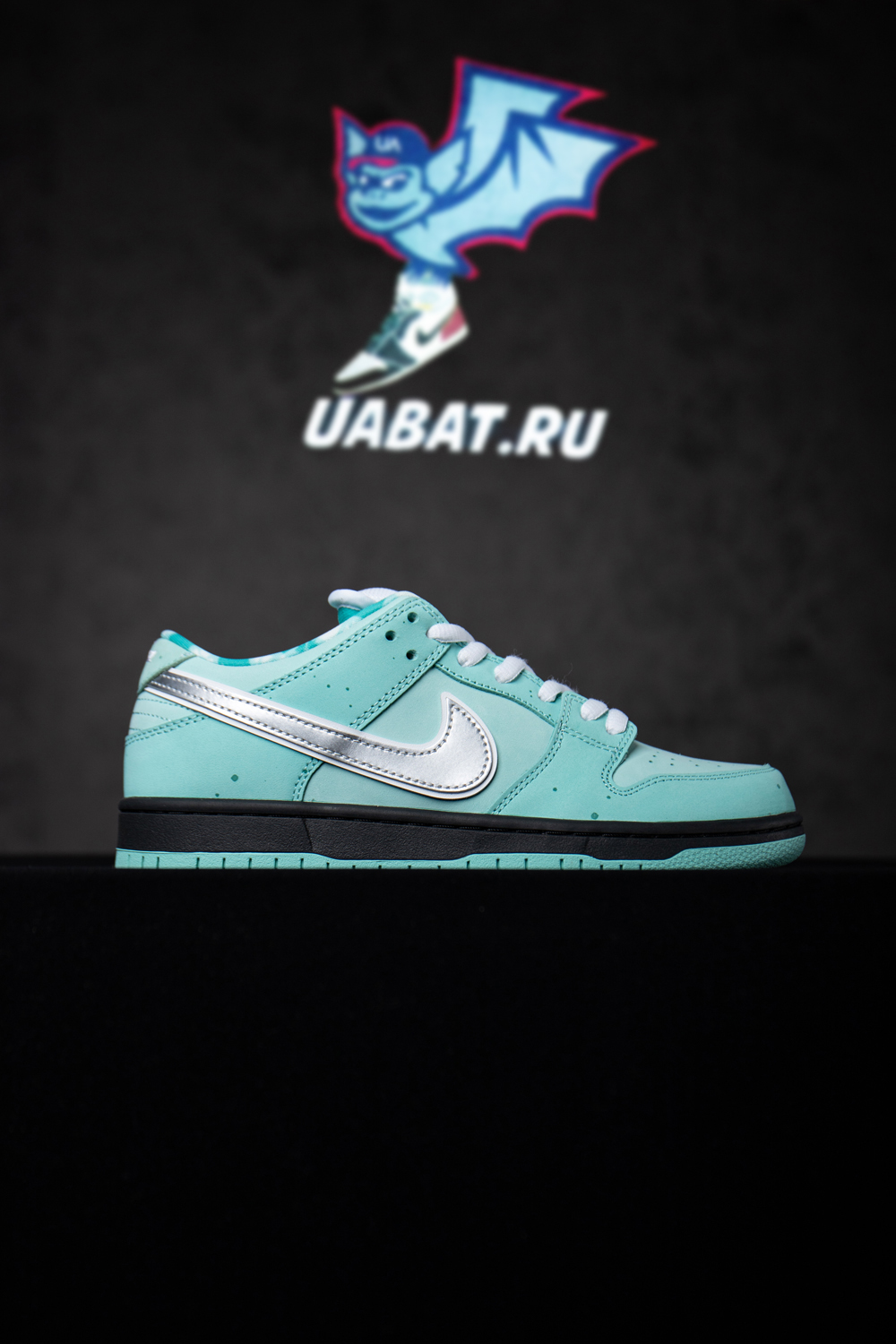 CONCEPTS X NIKE SB DUNK LOW PRO OG QS TIFFANY