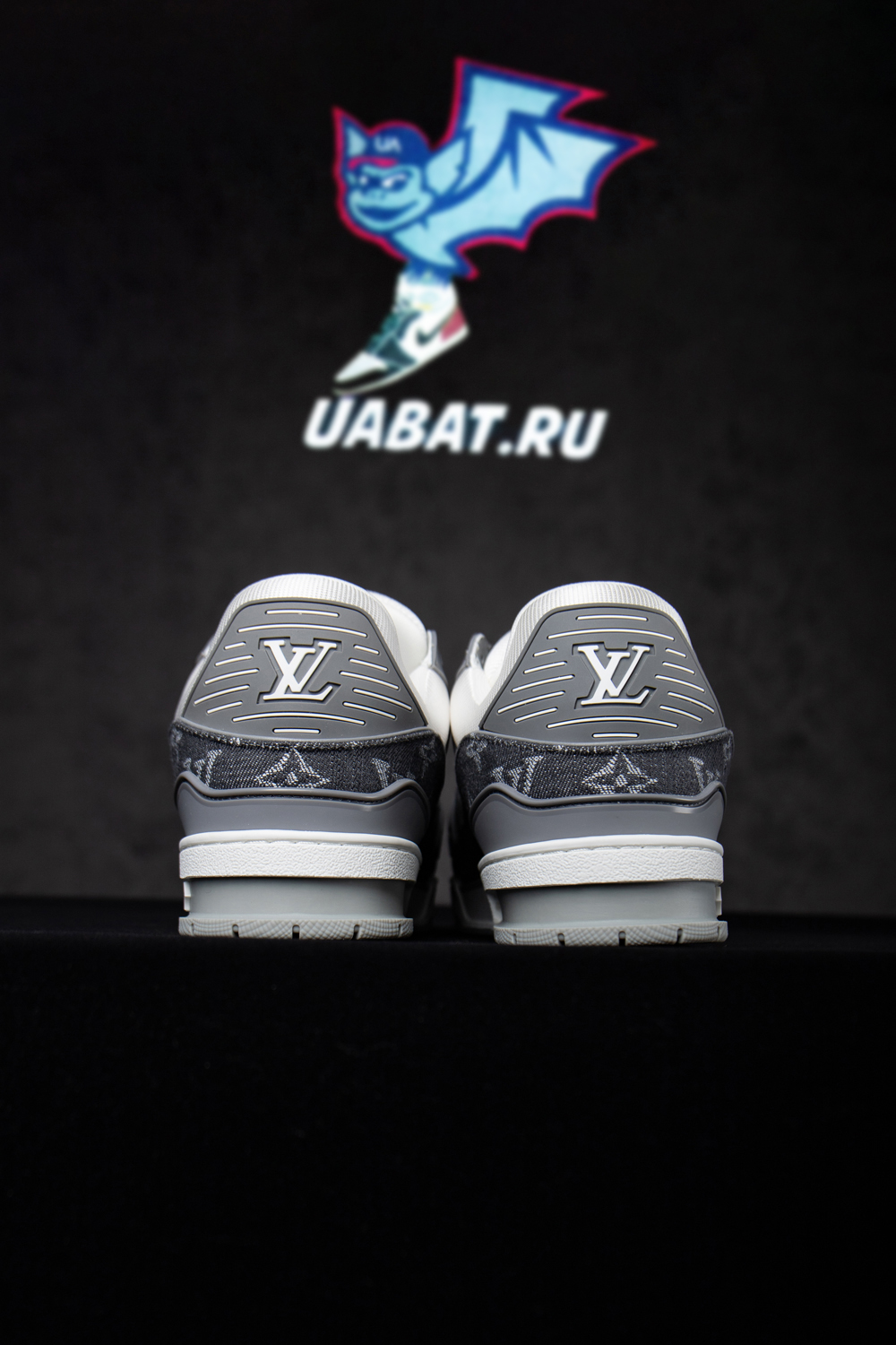 Louis Vuitton Trainer Sneaker