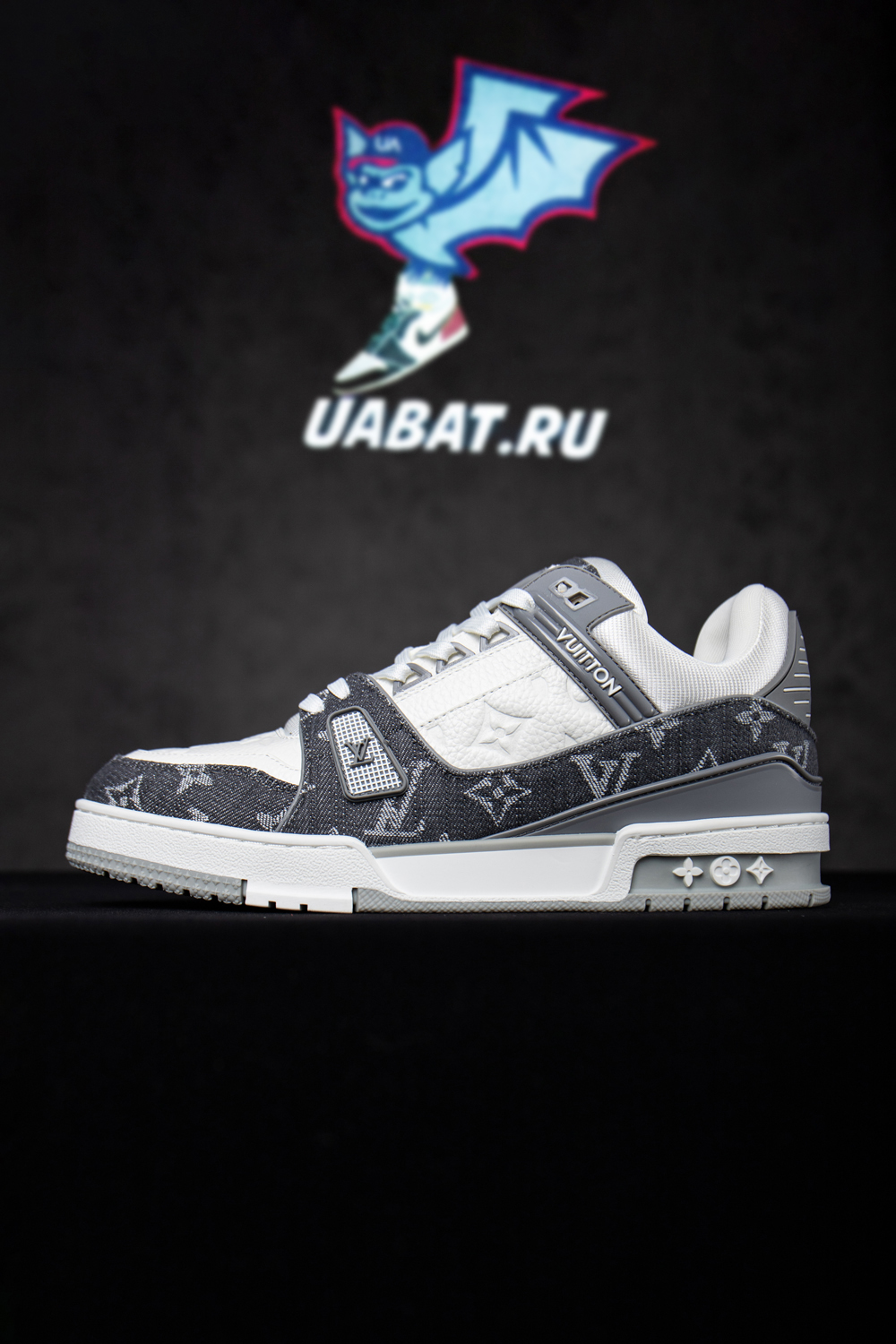 Louis Vuitton Trainer Sneaker