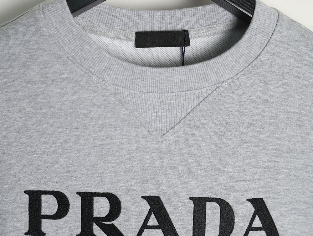Prada embroidered logo crewneck sweatshirt TSK1
