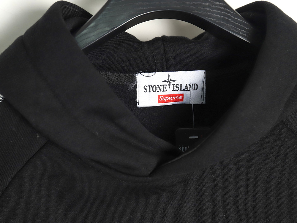 Supreme Week12 & Stone Island Joint Hooded Fleece Sweatshirt