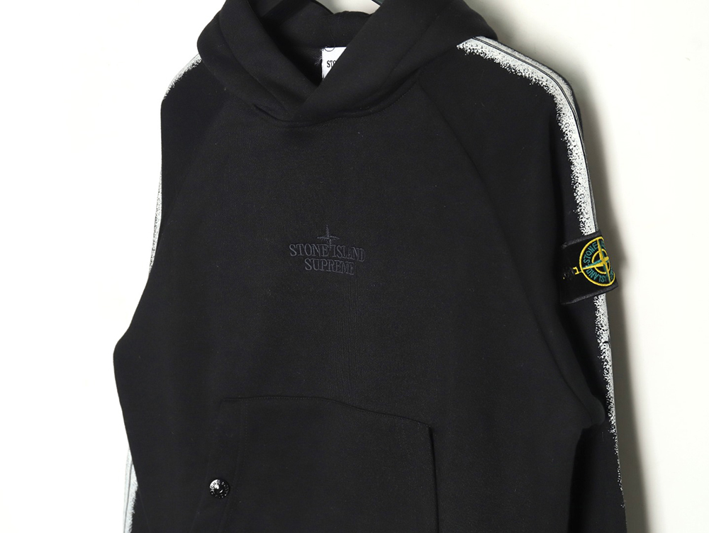 Supreme Week12 & Stone Island Joint Hooded Fleece Sweatshirt