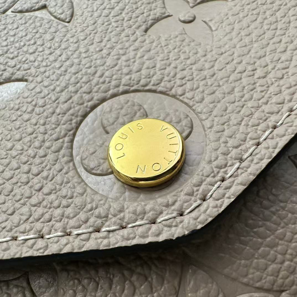 Louis Vuitton Wallets M82256 19*10.5*2cm