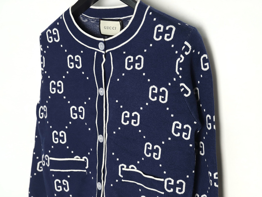 Gucci Double G Jacquard Crew Neck Cardigan Sweater TSK1