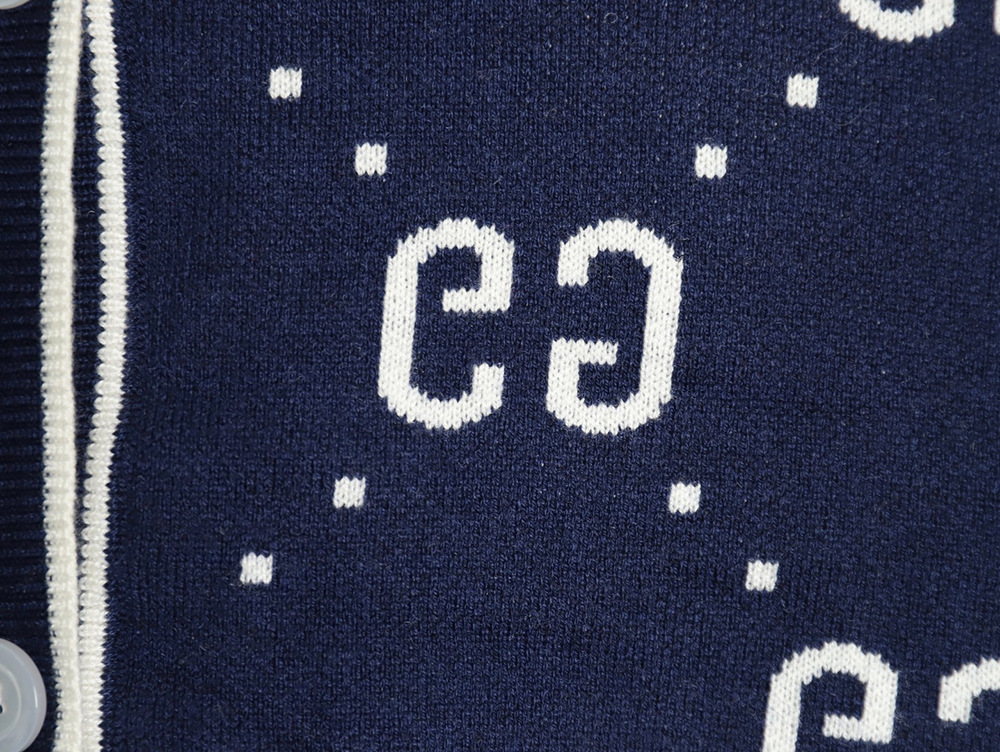 Gucci Double G Jacquard Crew Neck Cardigan Sweater TSK1