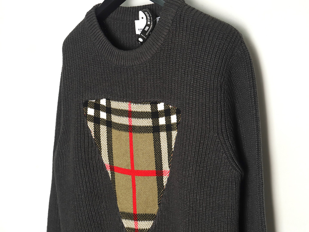 Burberry Vintage color block logo intarsia knit sweater