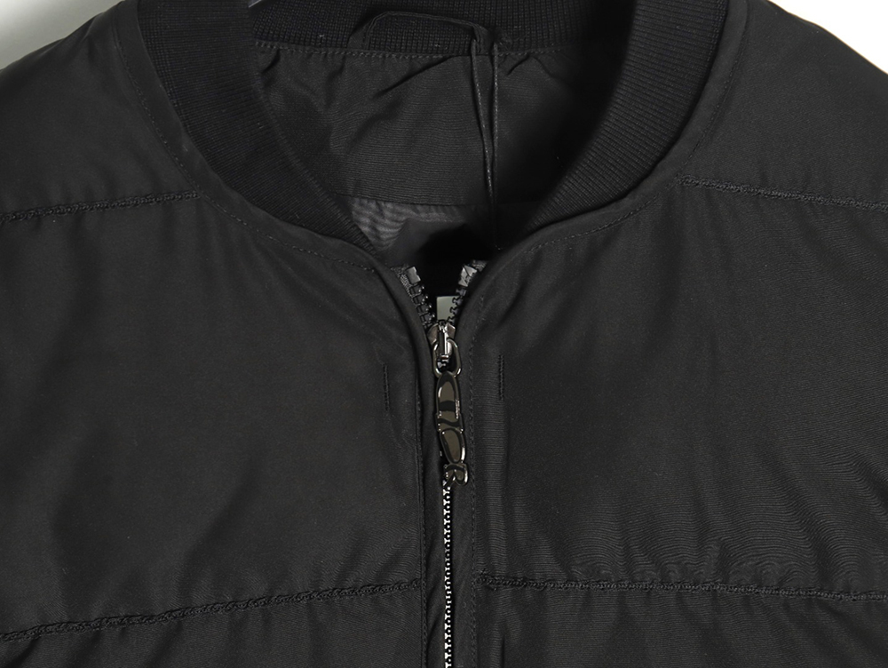 Dior embroidered removable sleeve cotton jacket TSK1