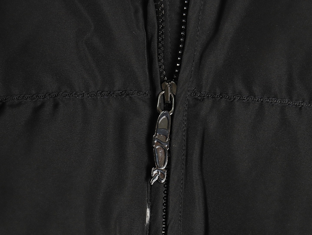 Dior embroidered removable sleeve cotton jacket TSK1
