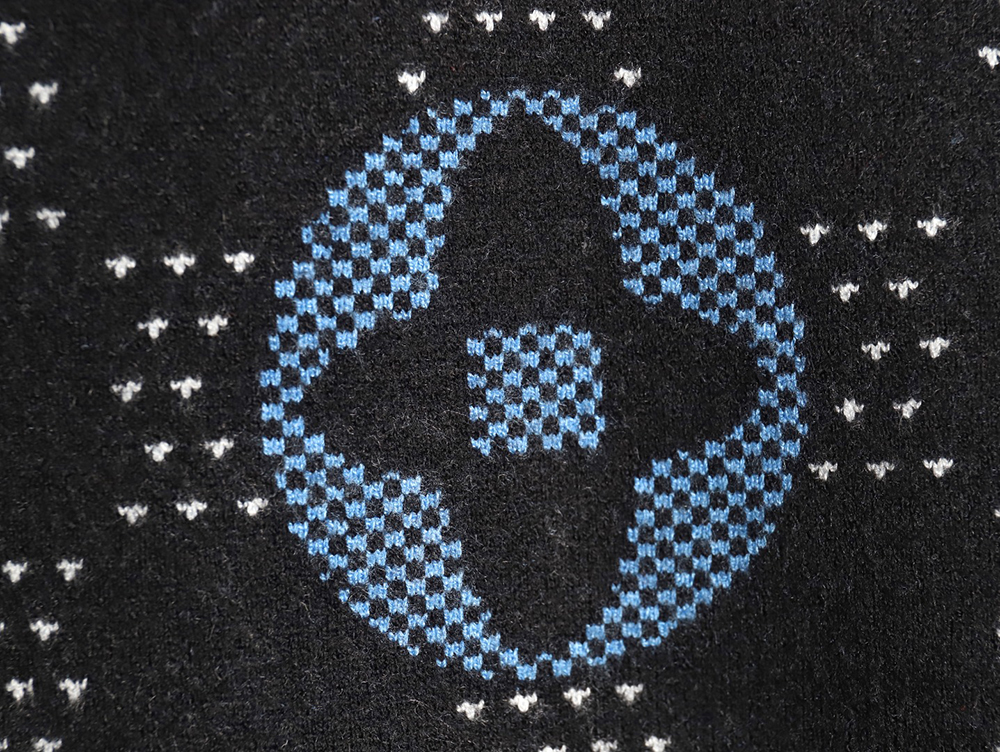 Louis Vuitton ski crew neck sweater