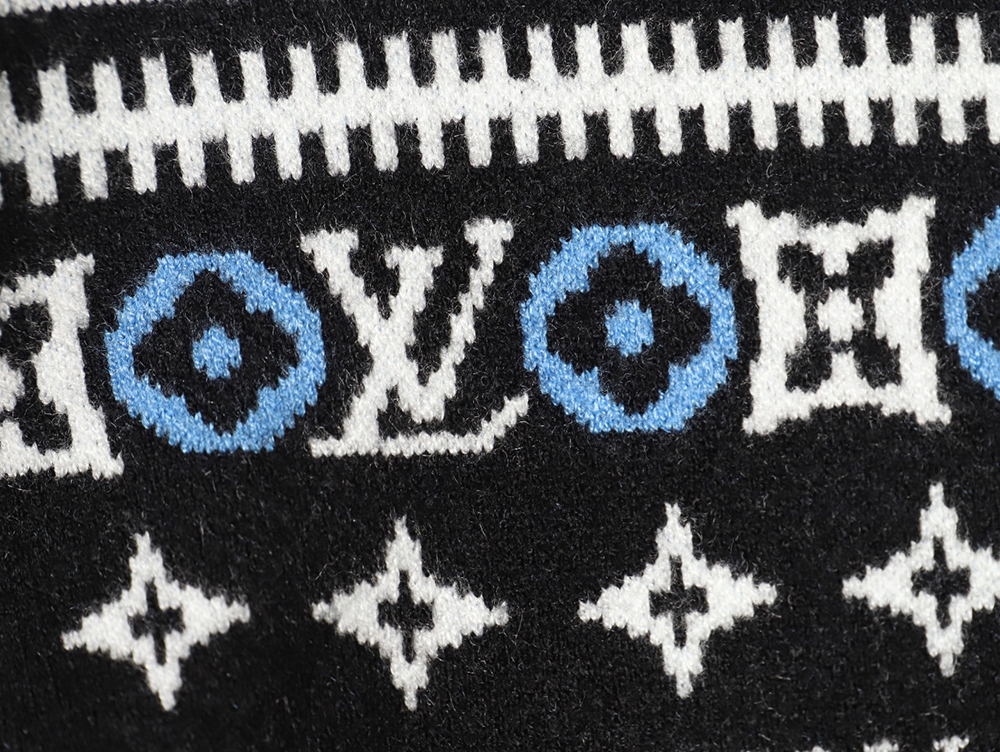 Louis Vuitton ski crew neck sweater