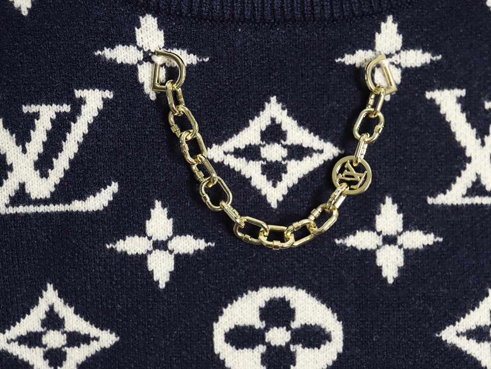 Louis Vuitton chain all over print monogram round neck sweater TSK1