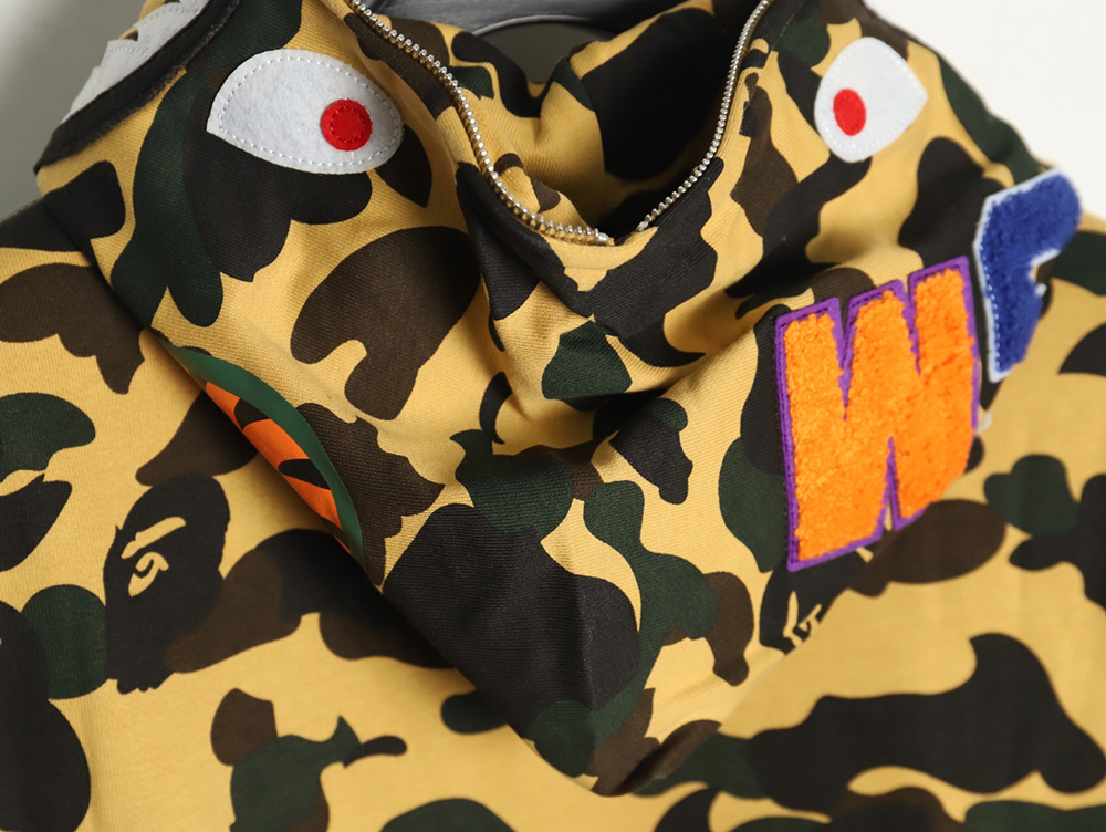 BAPE shark head tiger head zipper camouflage double hooded hoodie