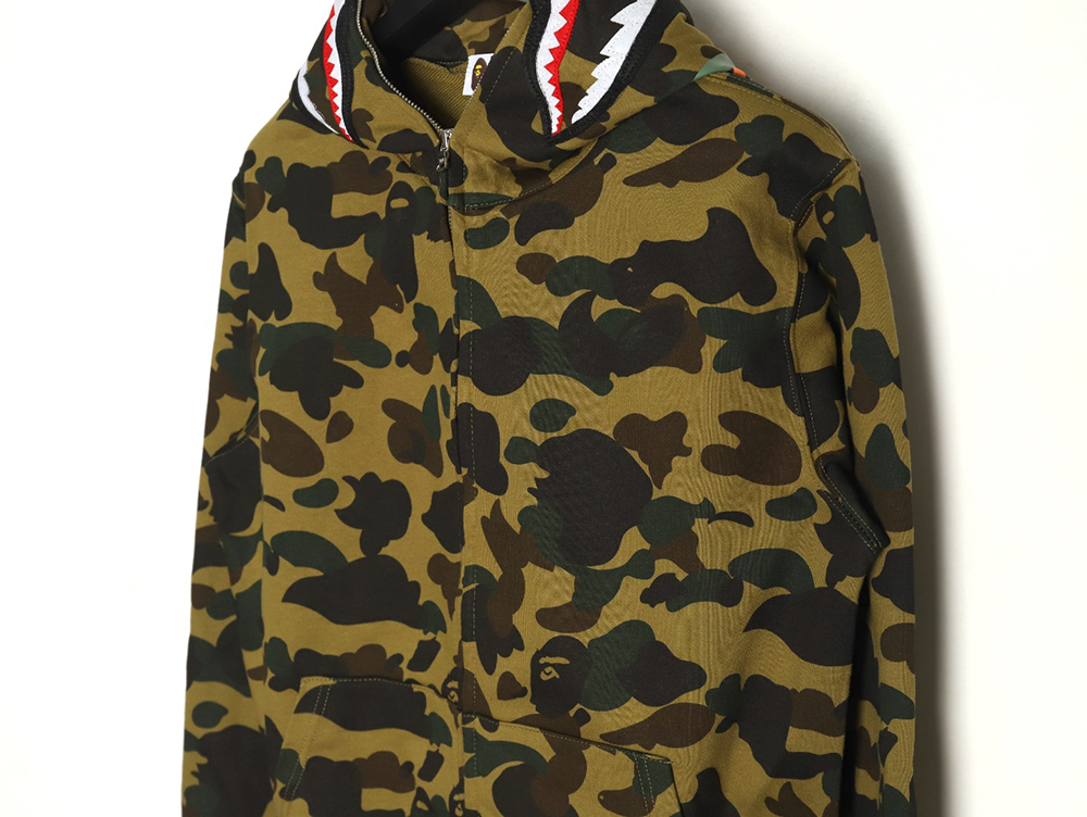 BAPE shark head tiger head zipper camouflage double hooded hoodie TSK1