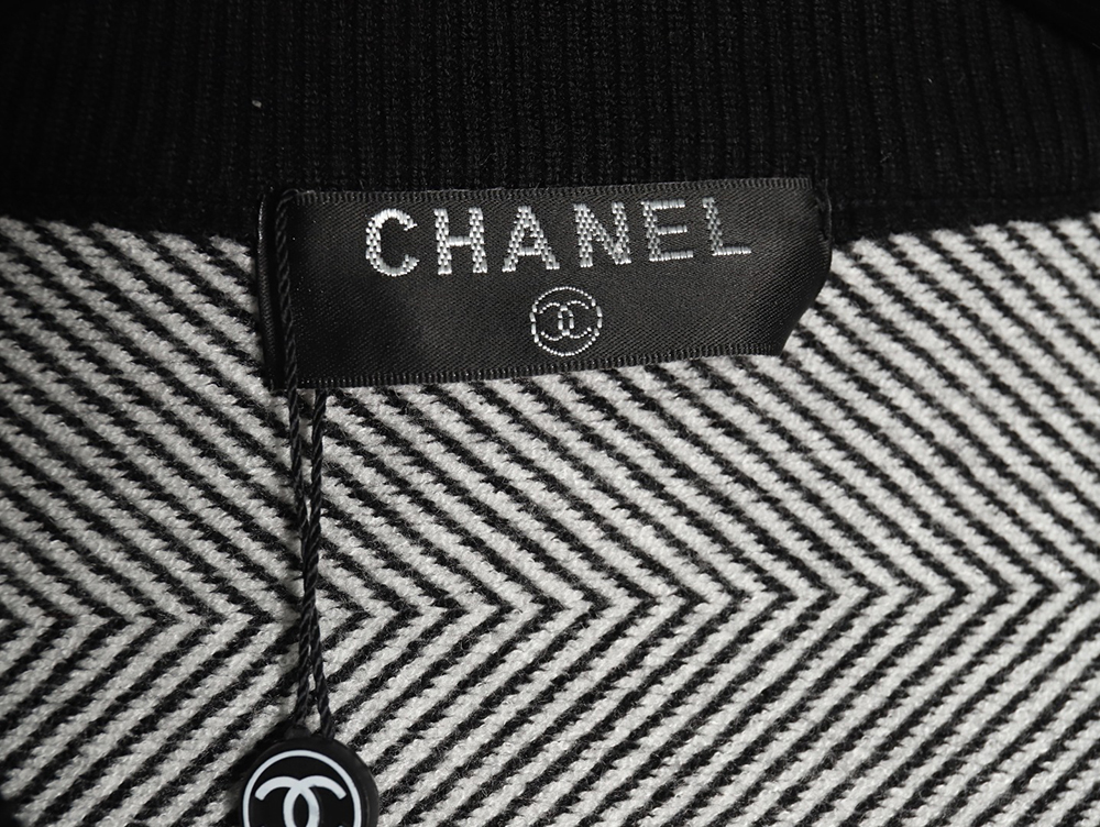 Chanel Double CC Logo Embroidered Striped Knitted Pullover