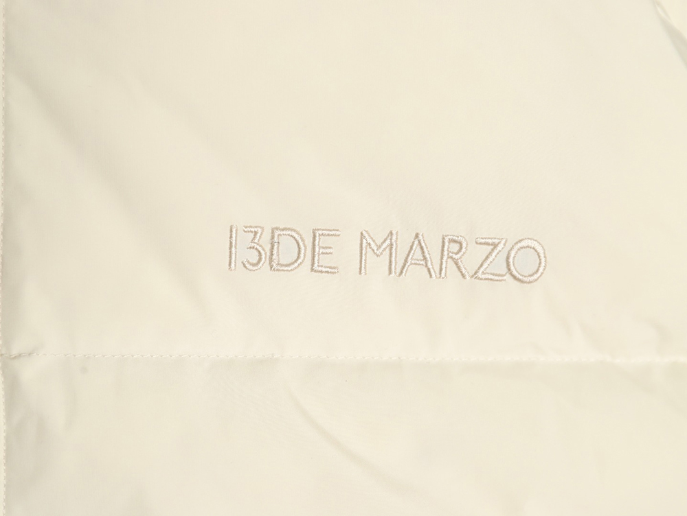 13De Marzo bread down jacket