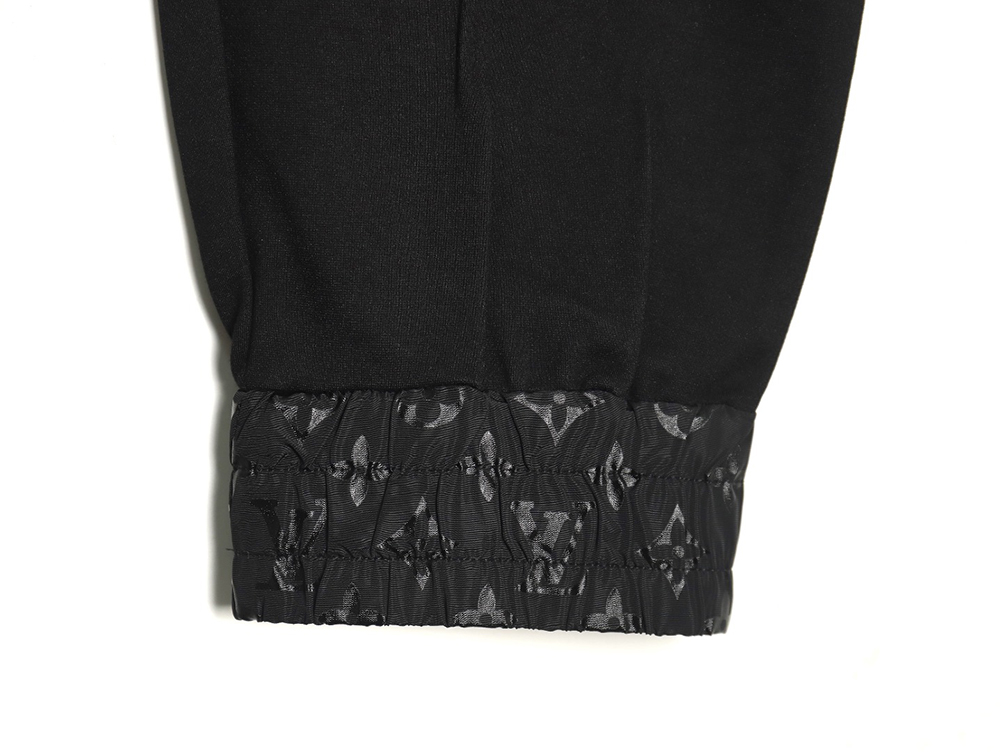 Louis Vuitton embroidered logo trousers TSK1