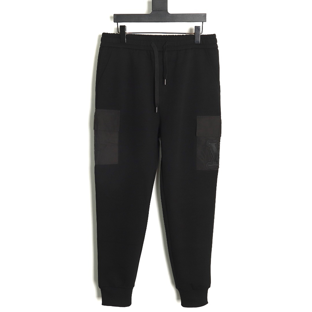 Louis Vuitton pocket embroidered logo cotton cargo trousers TSK2