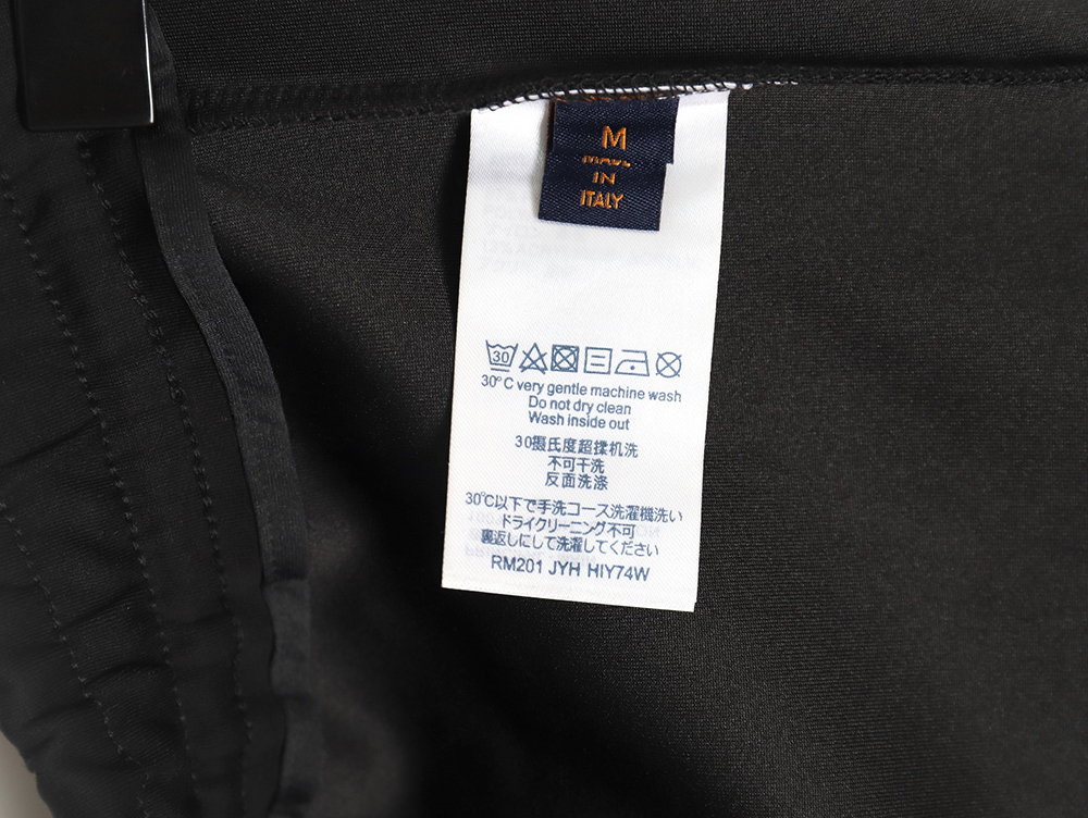 Louis Vuitton pocket embroidered logo cotton cargo trousers TSK2